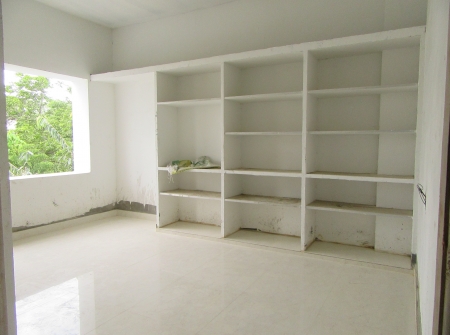 2) Li Id : 113 - Master Bedroom.JPG